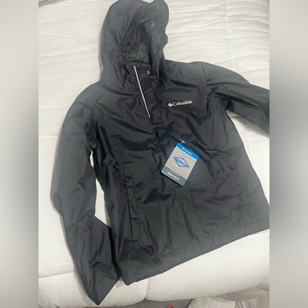 Columbia Omni tech rain jacket